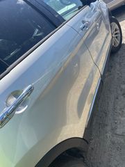 2014 Ford Explorer XLT - Exterior Rear Right Corner Image